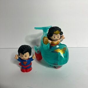 Fisher-Price Little People DC Super Friends Wonder Woman & Invisible Jet